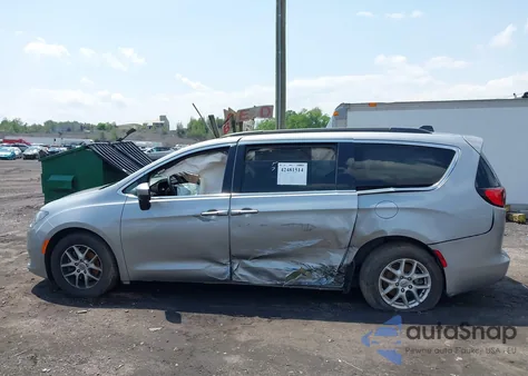 2021 Chrysler Voyager Lxi из США, поврежденный, VIN 2C4RC1DG0MR569650